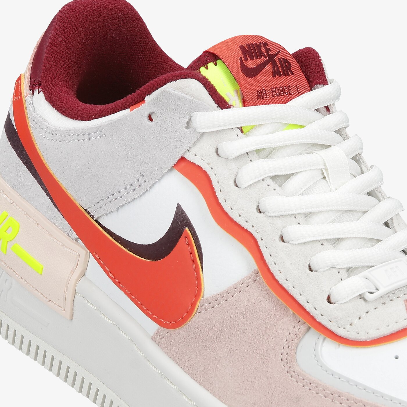 Дамски маратонки NIKE AIR FORCE 1 SHADOW cu8591-600 цвят многоцветен