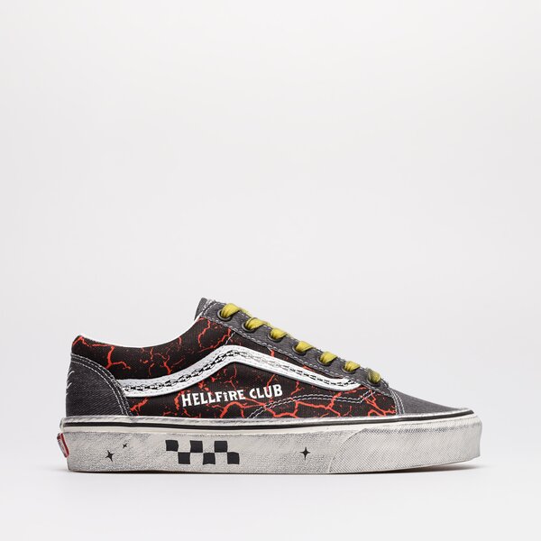 Дамски маратонки VANS UA STYLE 36 vn0a3dz3y091 цвят черен