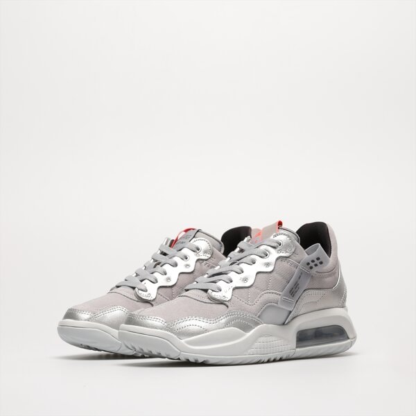 Детски маратонки JORDAN MA2 cw6594-009 цвят сребърен