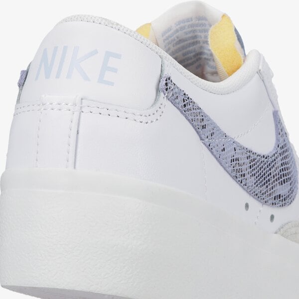 Дамски маратонки NIKE WMNS BLAZER LW PLATFORM dv6978-100 цвят бял