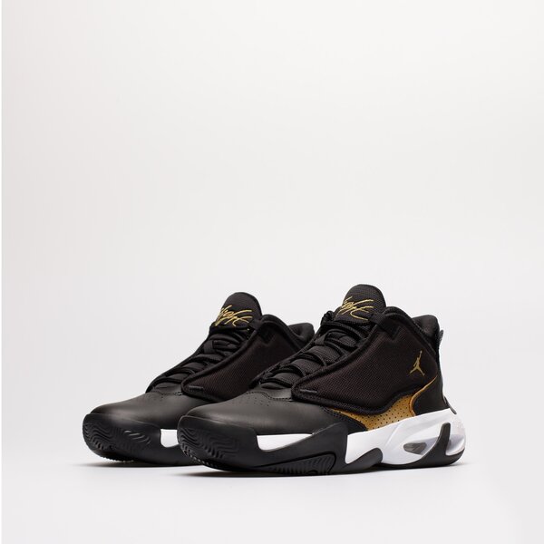 Детски маратонки JORDAN MAX AURA 4 BG  dq8404-071 цвят черен