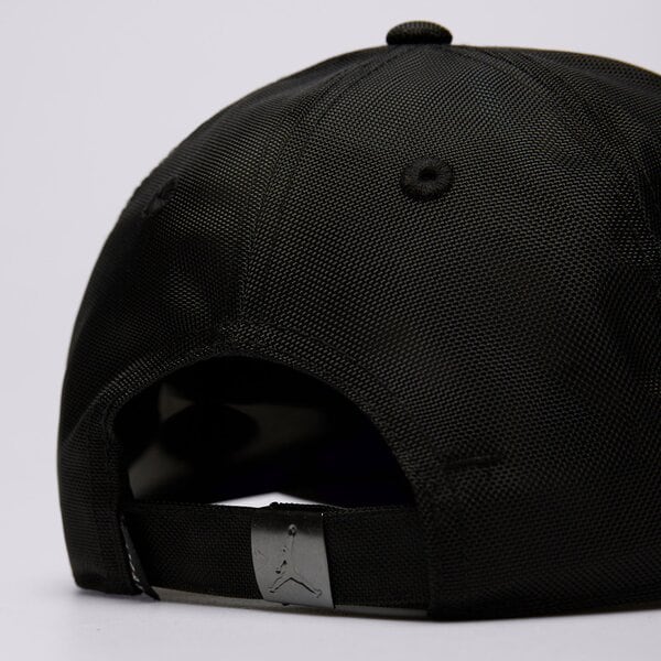 Дамска шапка с козирка JORDAN ШАПКА JAN METAL JUMPMAN CURVE BRIM 9a0823-023 цвят черен