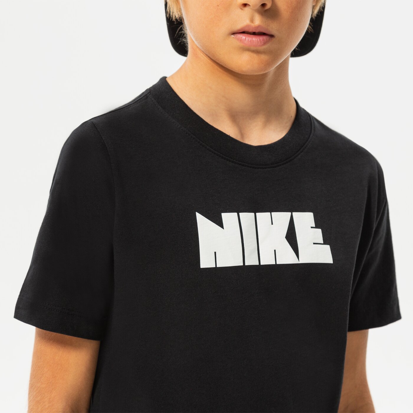 Детска тениска NIKE ТЕНИСКА U NSW TEE CIRCA SU22 GIRL dq3864-010 цвят черен