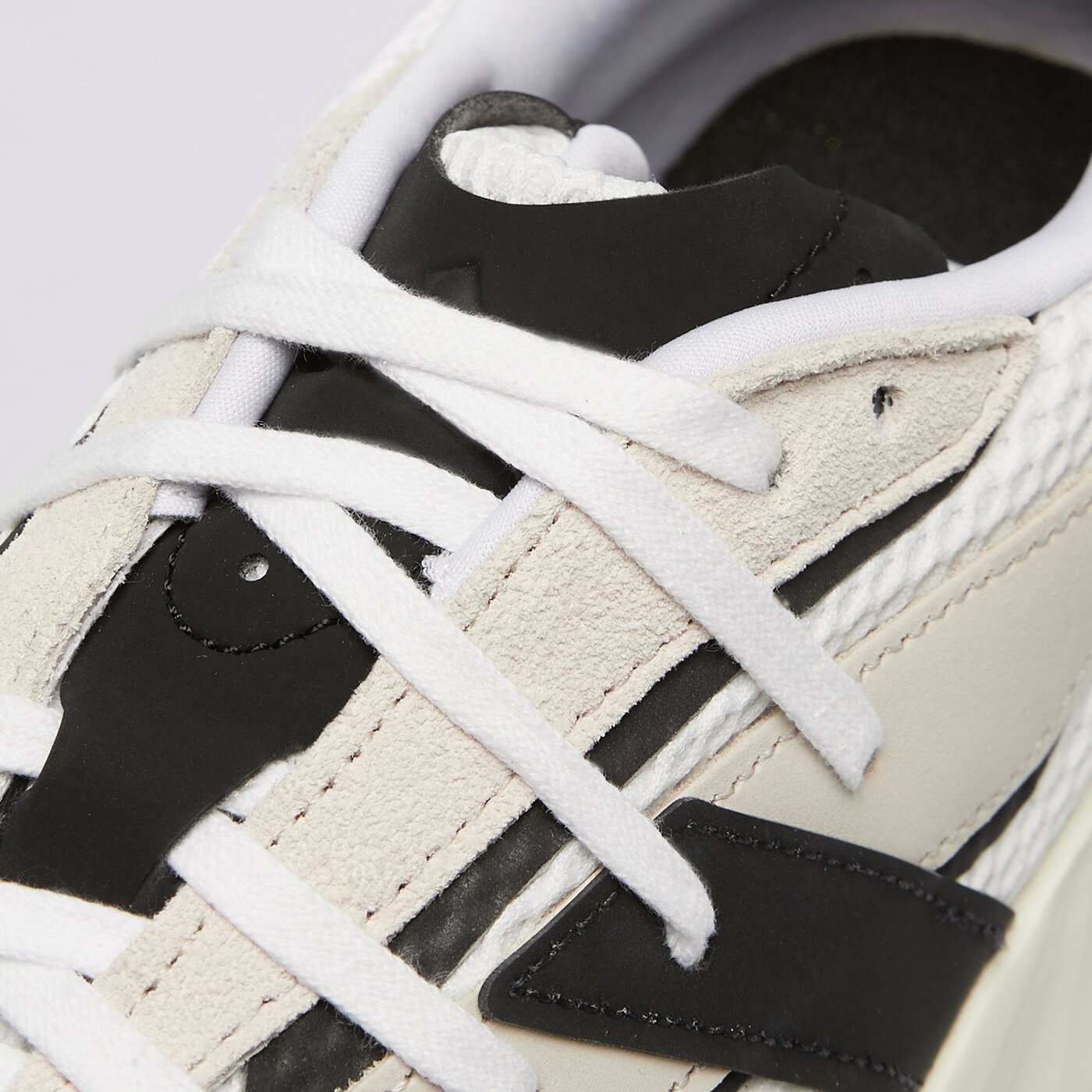 Мъжки маратонки ADIDAS LIGHTBLAZE jh6944 цвят бял