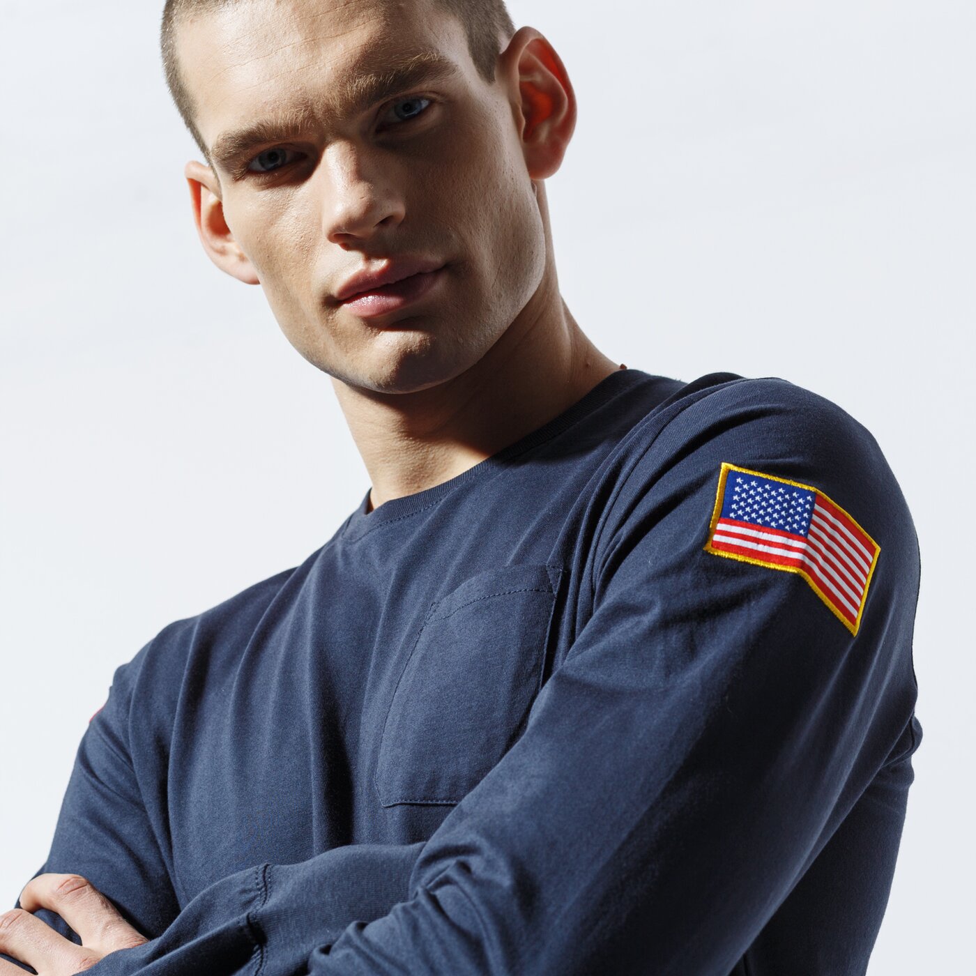 Мъжка тениска ALPHA INDUSTRIES ТЕНИСКА NASA LS 176532-07 цвят тъмносин