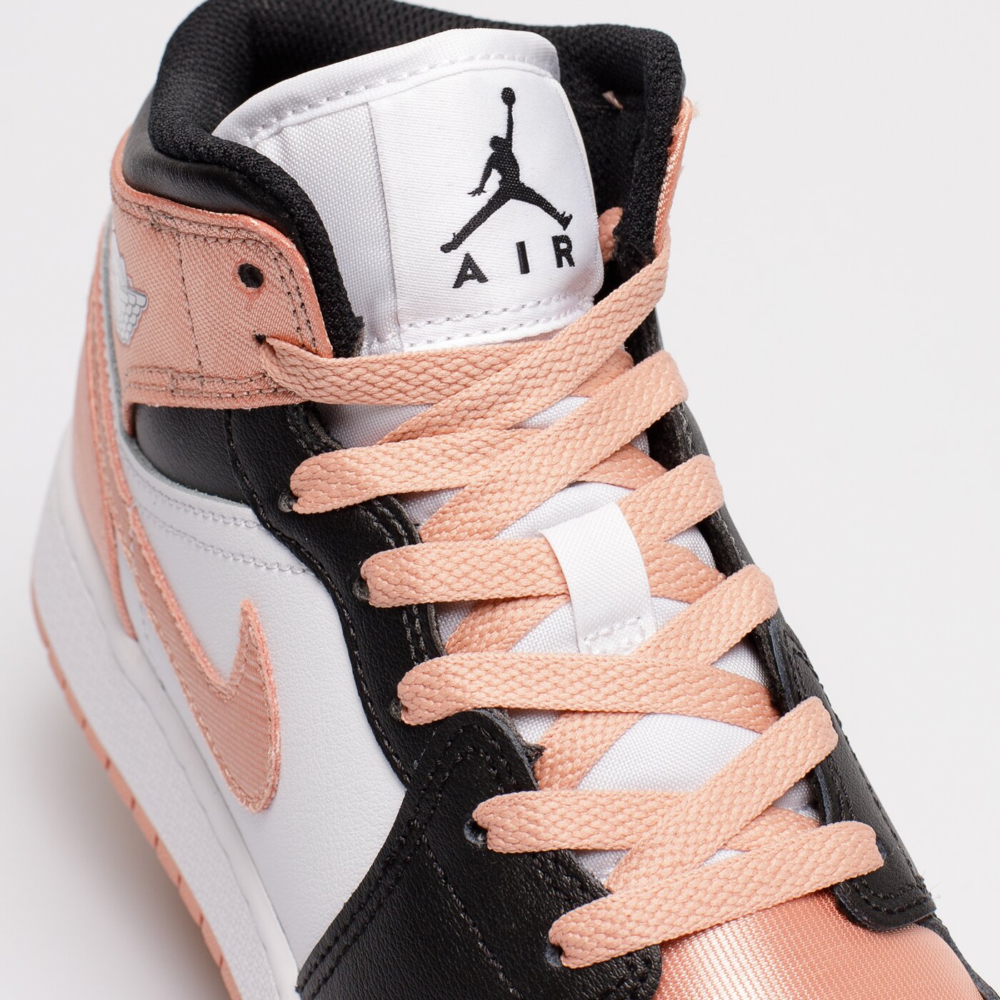 Детски маратонки AIR JORDAN 1 MID (GS) dm9077-108 цвят розов