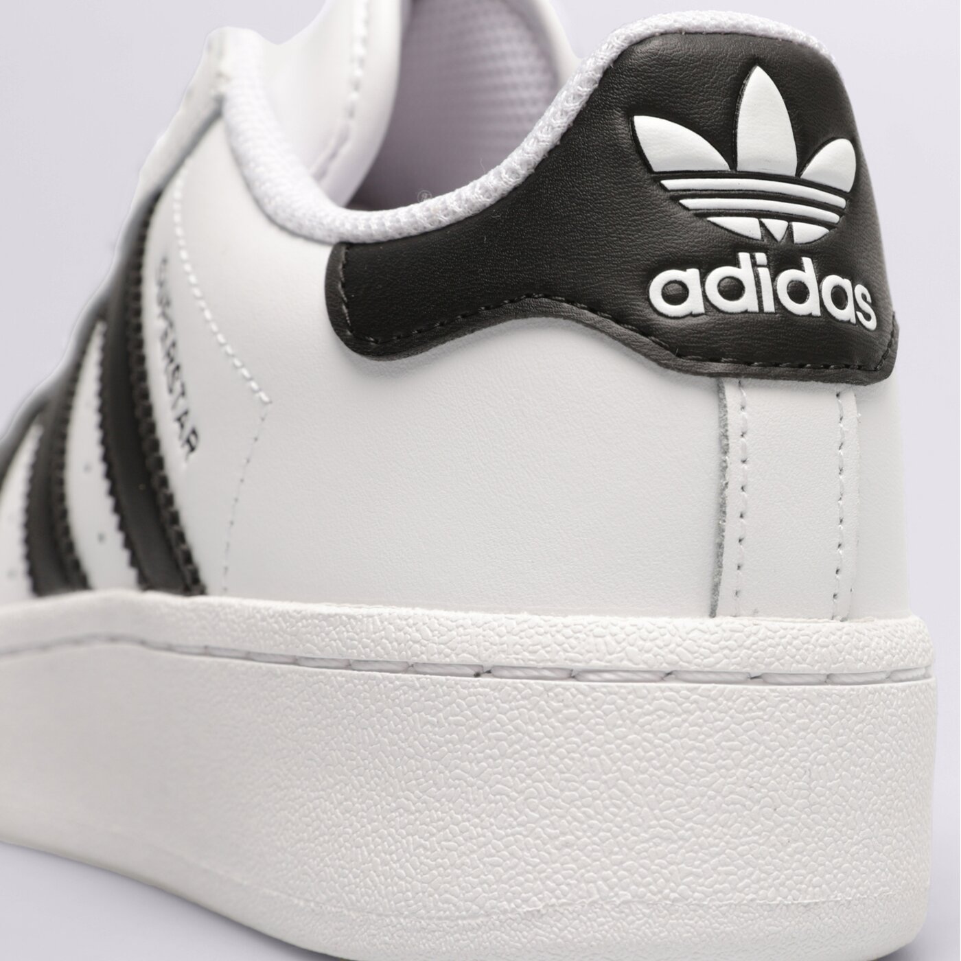 Дамски маратонки ADIDAS SUPERSTAR XLG W if3001 цвят бял