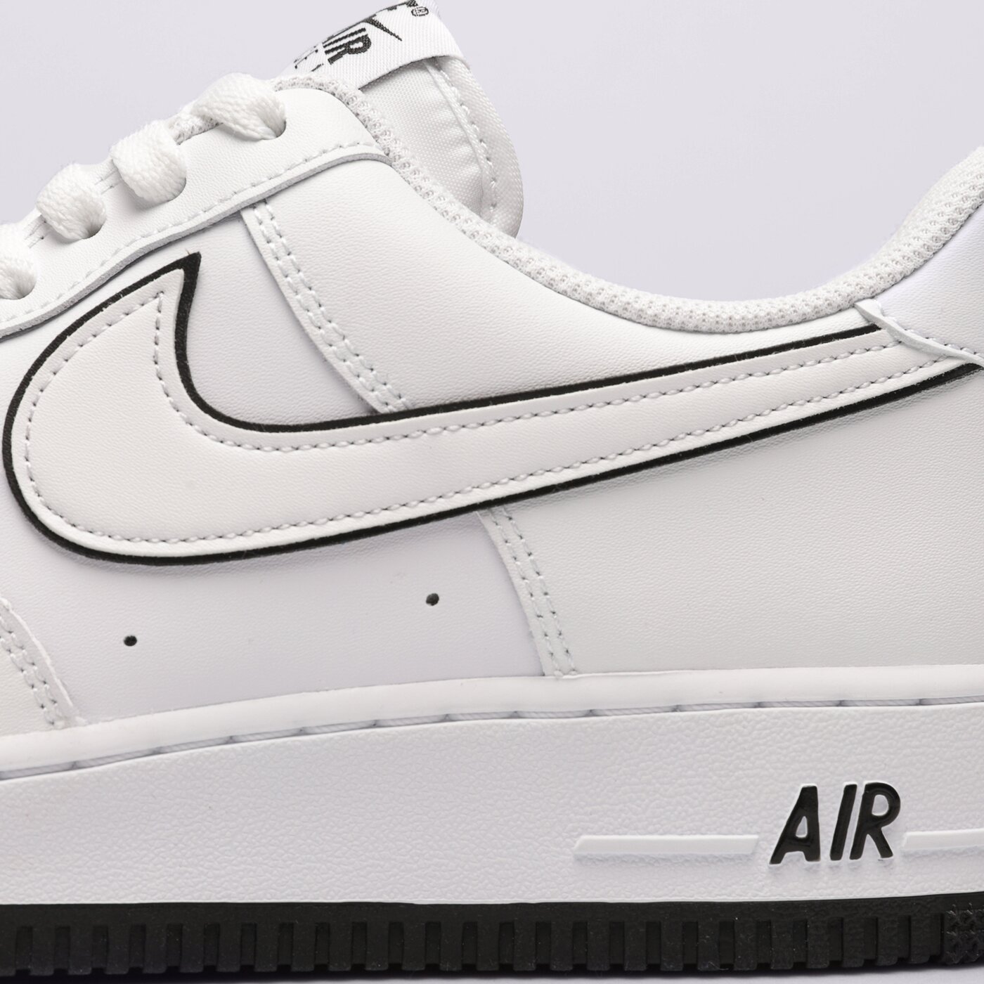 Мъжки маратонки NIKE AIR FORCE 1 '07  dv0788-103 цвят бял