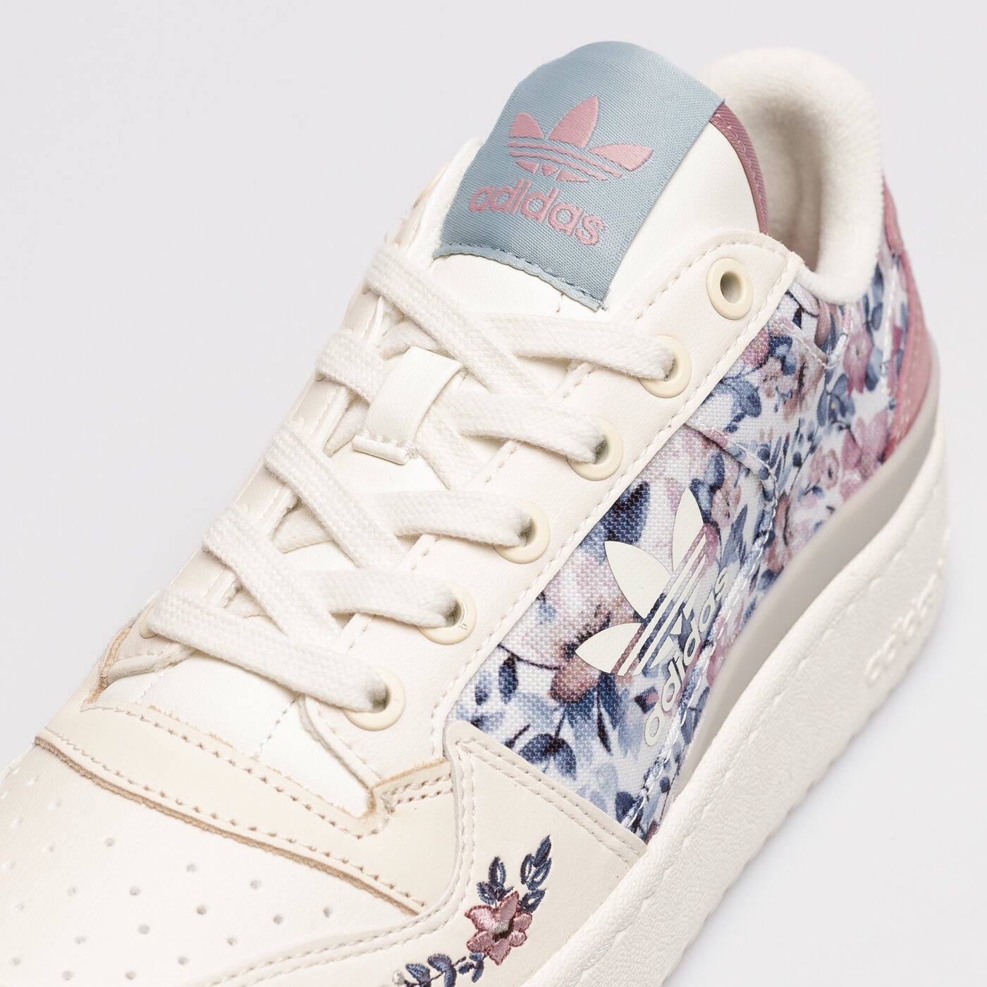 Дамски маратонки ADIDAS FORUM BOLD W h03468 цвят многоцветен