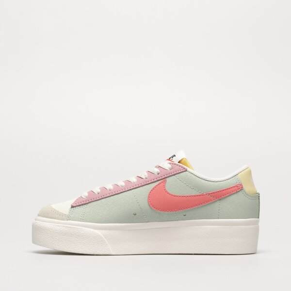 Дамски маратонки NIKE BLAZER LOW PLATFORM dm9464-001 цвят многоцветен