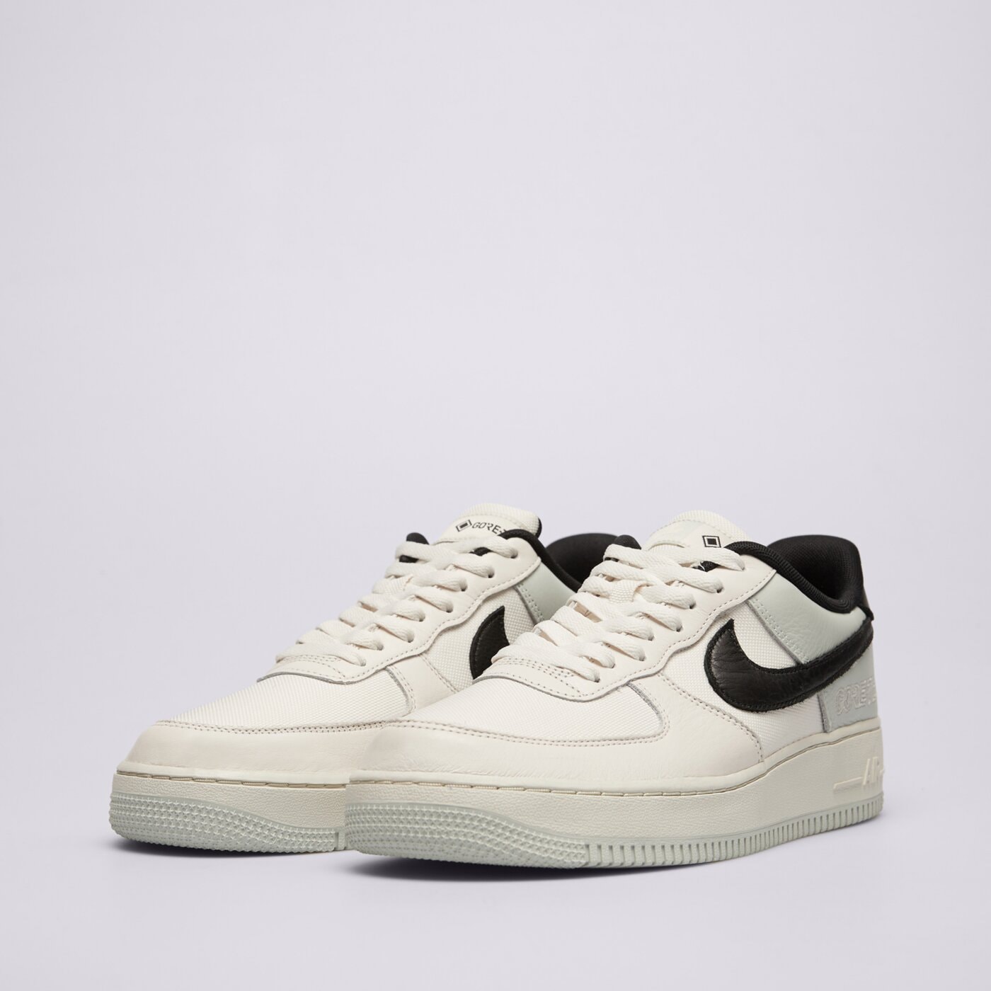 Мъжки маратонки NIKE AIR FORCE 1 GTX ck2630-004 цвят бял