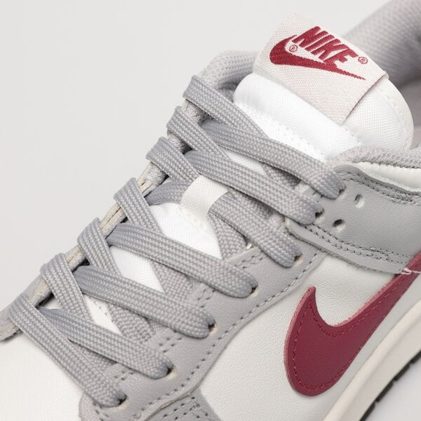 Дамски маратонки NIKE DUNK LOW dd1503-122 цвят сив