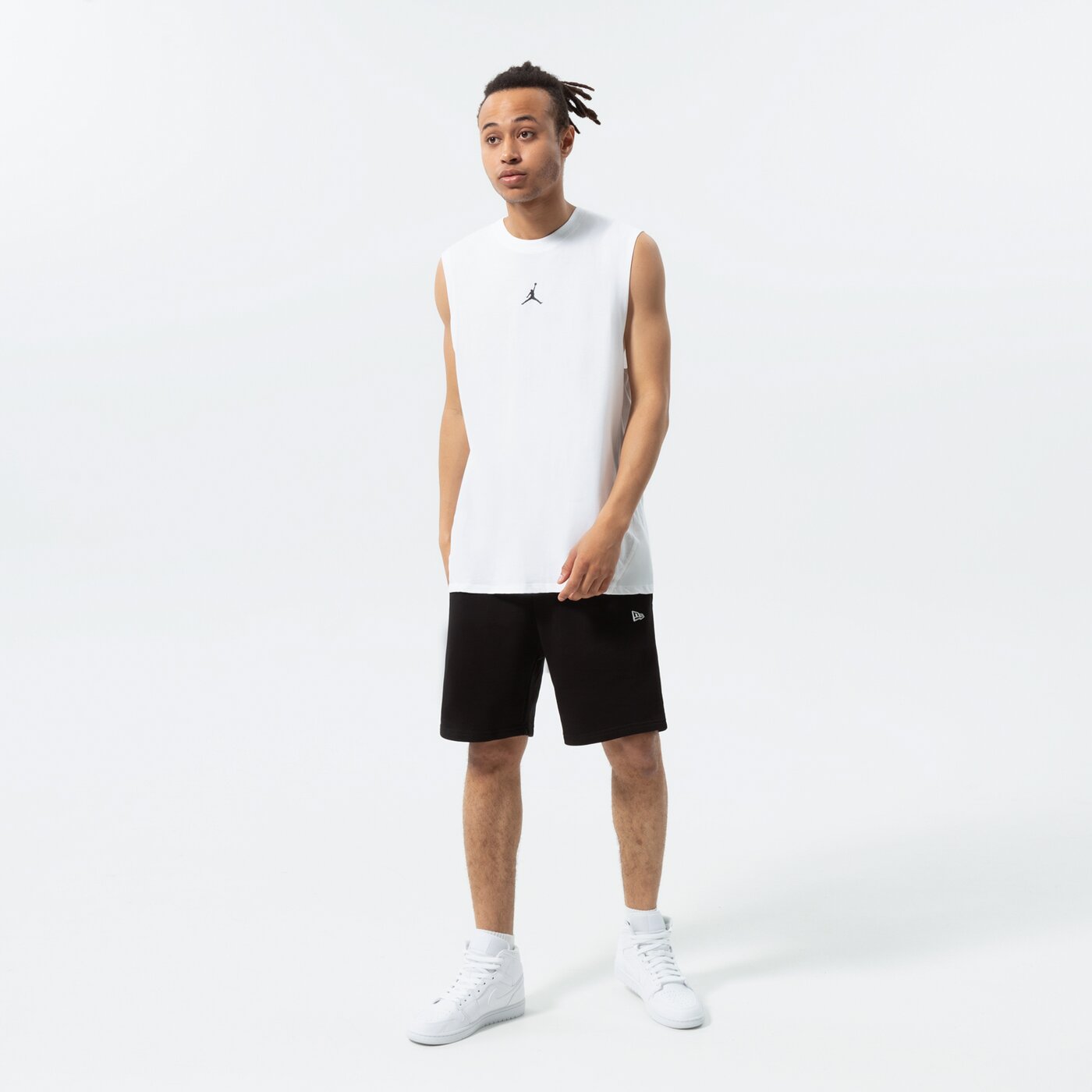 Мъжка тениска JORDAN ПОТНИК M J DF SPRT SLVLS ТОП dm1827-100 цвят бял