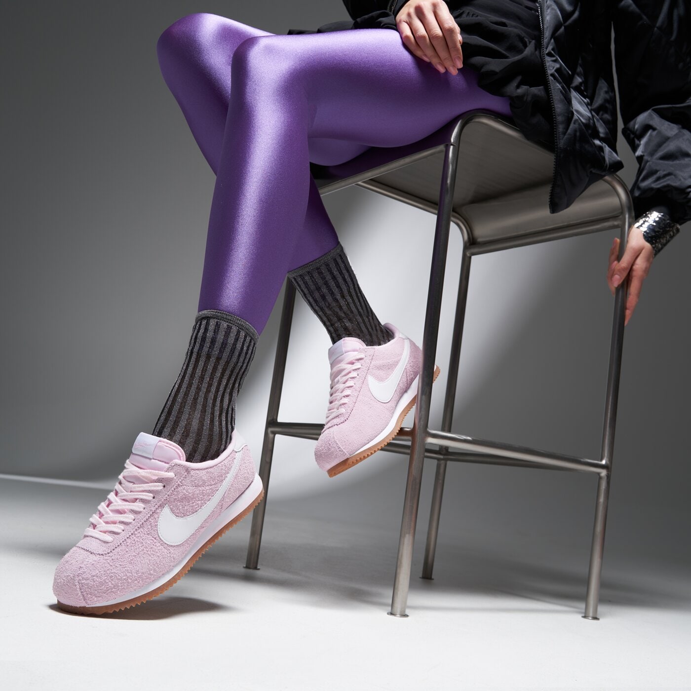 Дамски маратонки NIKE CORTEZ VINTAGE SUEDE fj2530-600 цвят розов