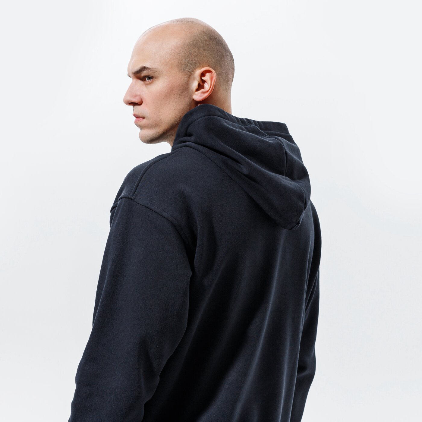 Мъжки суичър NIKE СУИТЧЪР С КАЧУЛКА BROOKLYN NETS ESSENTIAL CITY EDITION  cn2529-010 цвят черен