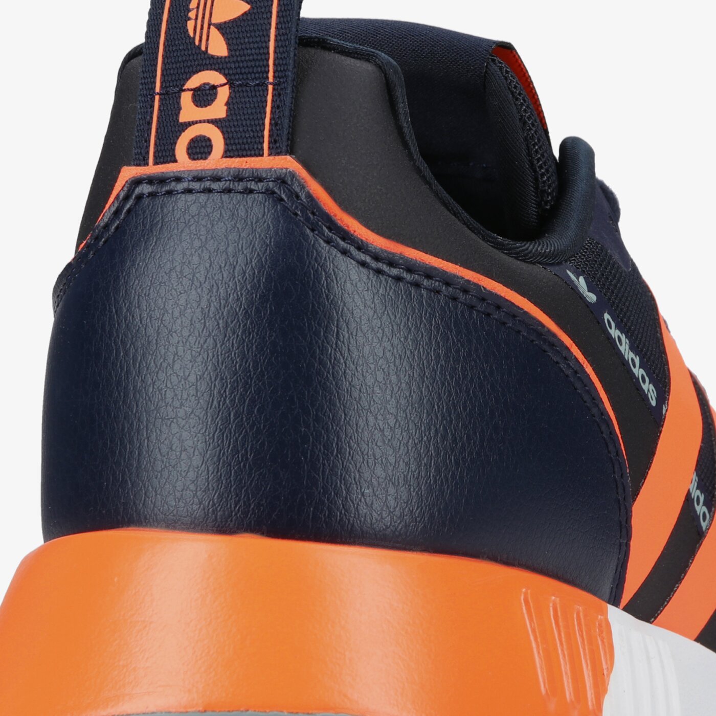 Мъжки маратонки ADIDAS MULTIX gz3529 цвят черен