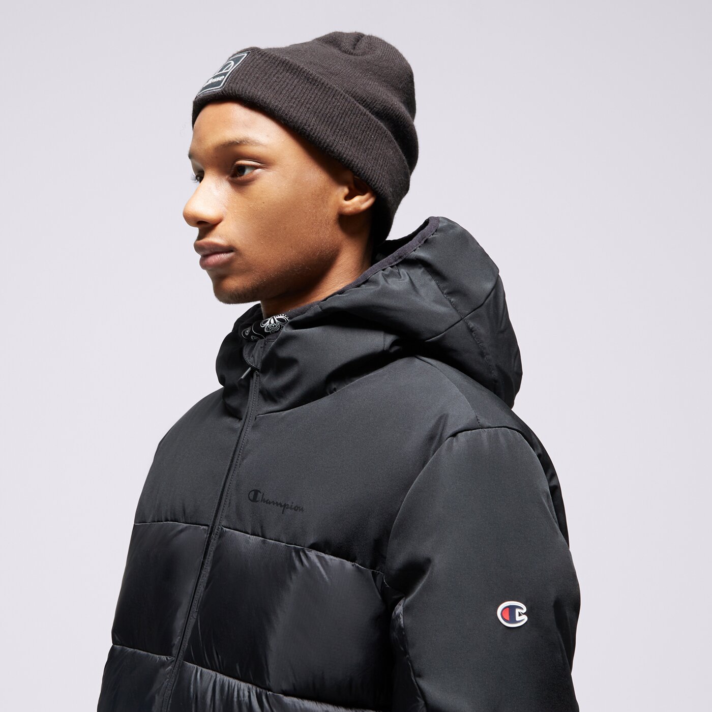 Мъжко зимно яке CHAMPION ЯКЕ ПУХЕН HOODED JACKET 219190kk001 цвят черен