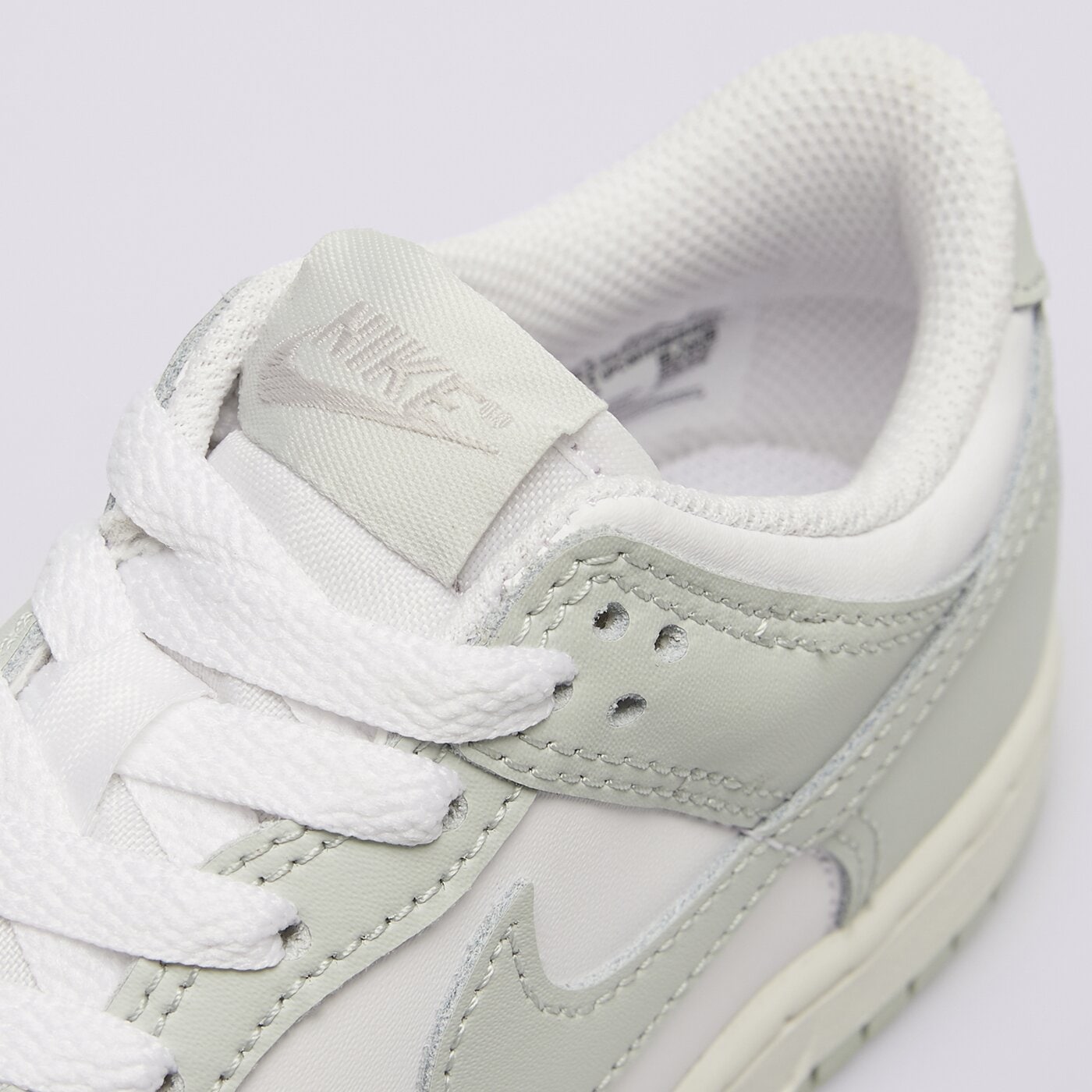 Детски маратонки NIKE DUNK LOW BP fb9108-124 цвят зелен