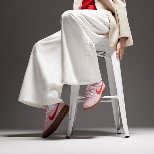 Дамски маратонки NIKE WMNS FIELD GENERAL S&T if1743-602 цвят розов