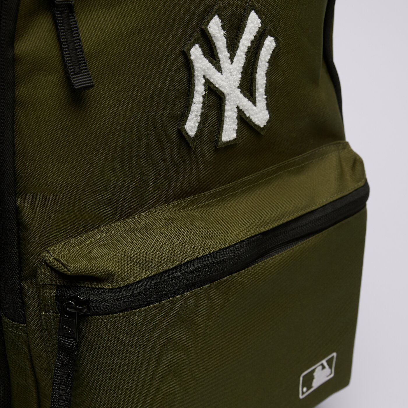 Детска раница NEW ERA РАНИЦА MLB APPLIQUE DELAWARE NYY NEW YORK YANKEES 60503780 цвят каки
