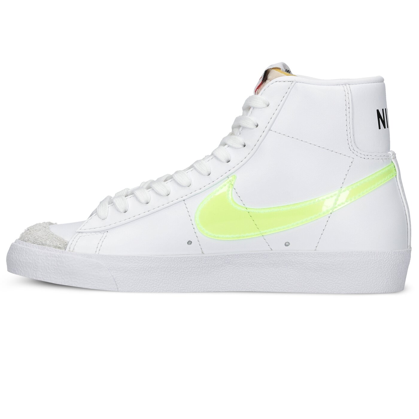 Дамски маратонки NIKE W BLAZER MID '77 ESS dj3050-100 цвят бял
