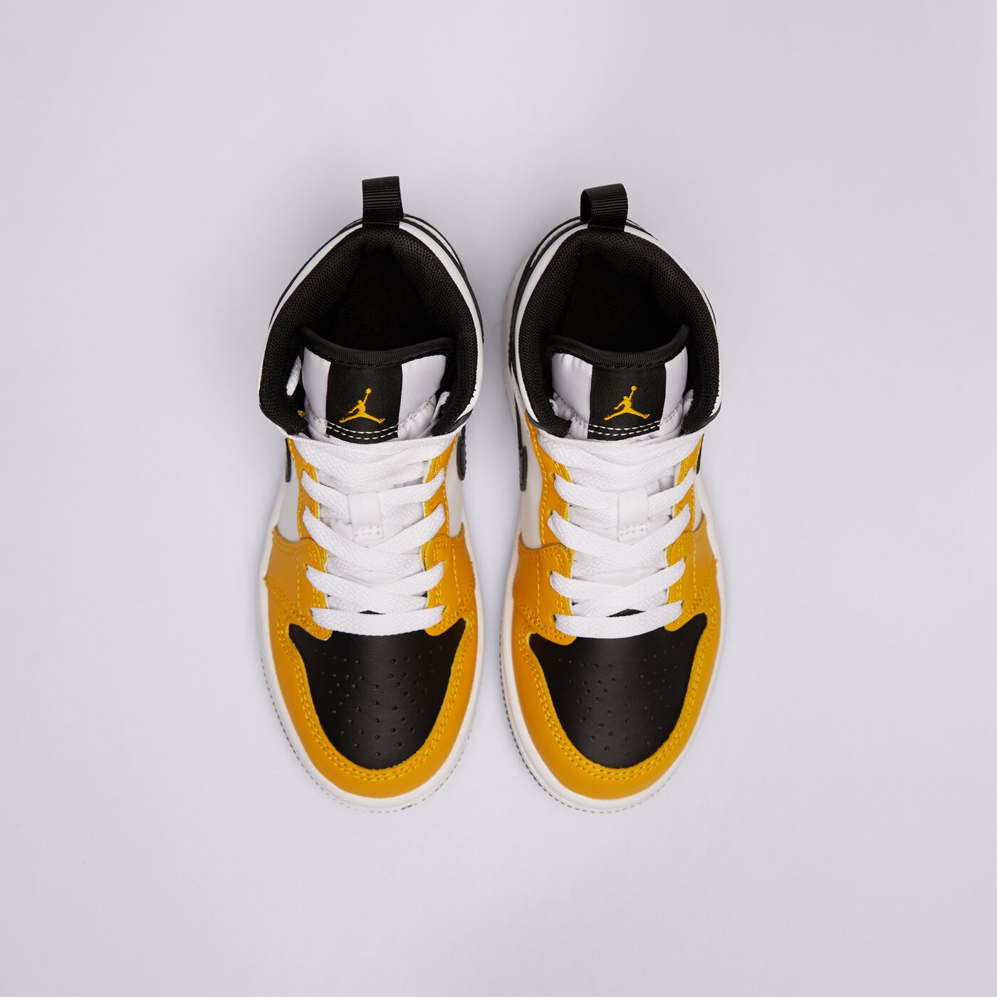 Детски маратонки JORDAN 1 MID  dq8424-701 цвят жълт