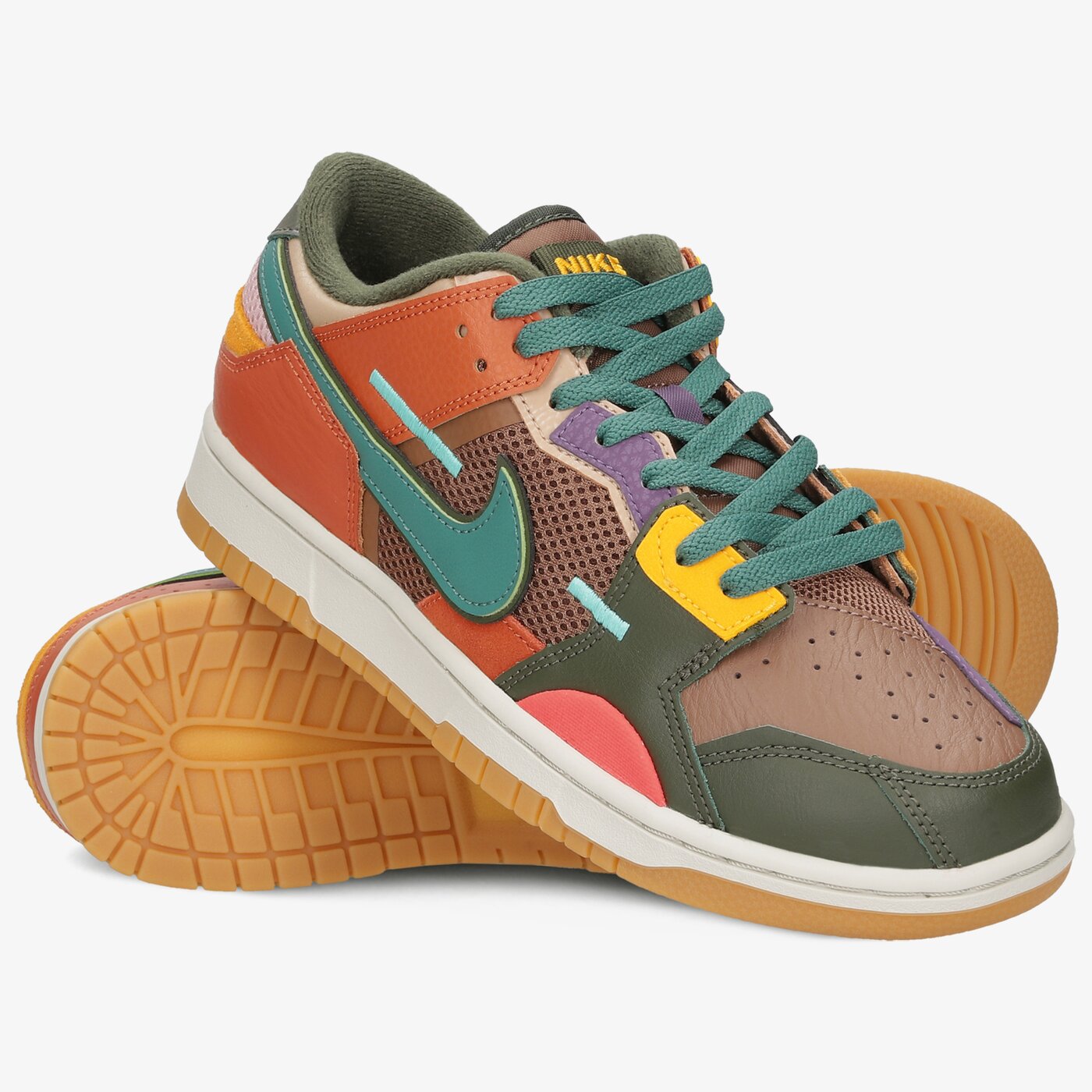 Мъжки маратонки NIKE DUNK SCRAP db0500-200 цвят кафяв