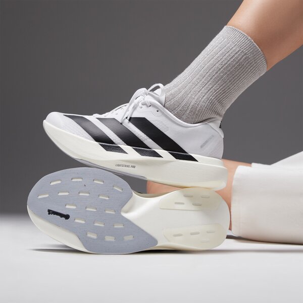 Дамски маратонки ADIDAS ADIZERO EVO SL  jh6208 цвят бял