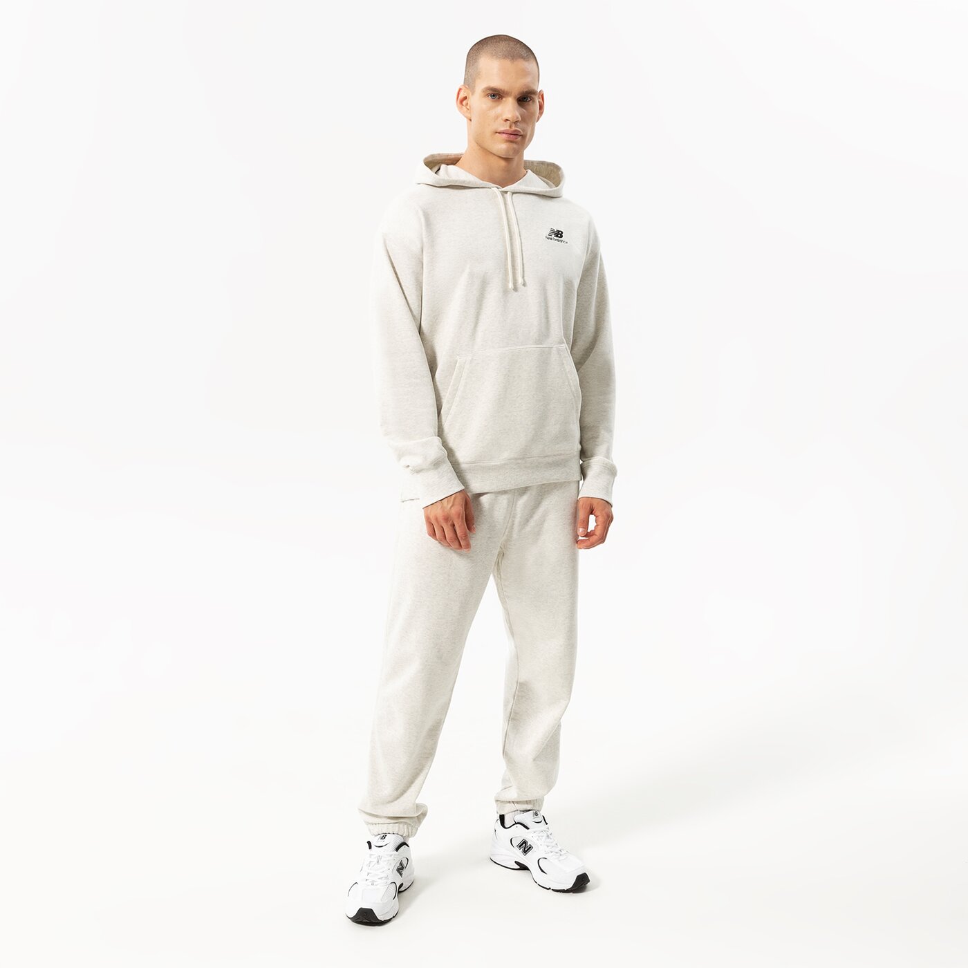 Мъжки суичър NEW BALANCE СУИТЧЪР С КАЧУЛКА NB ESSENTIALS UNI-SSENTIALS PO ut21500sah цвят сив