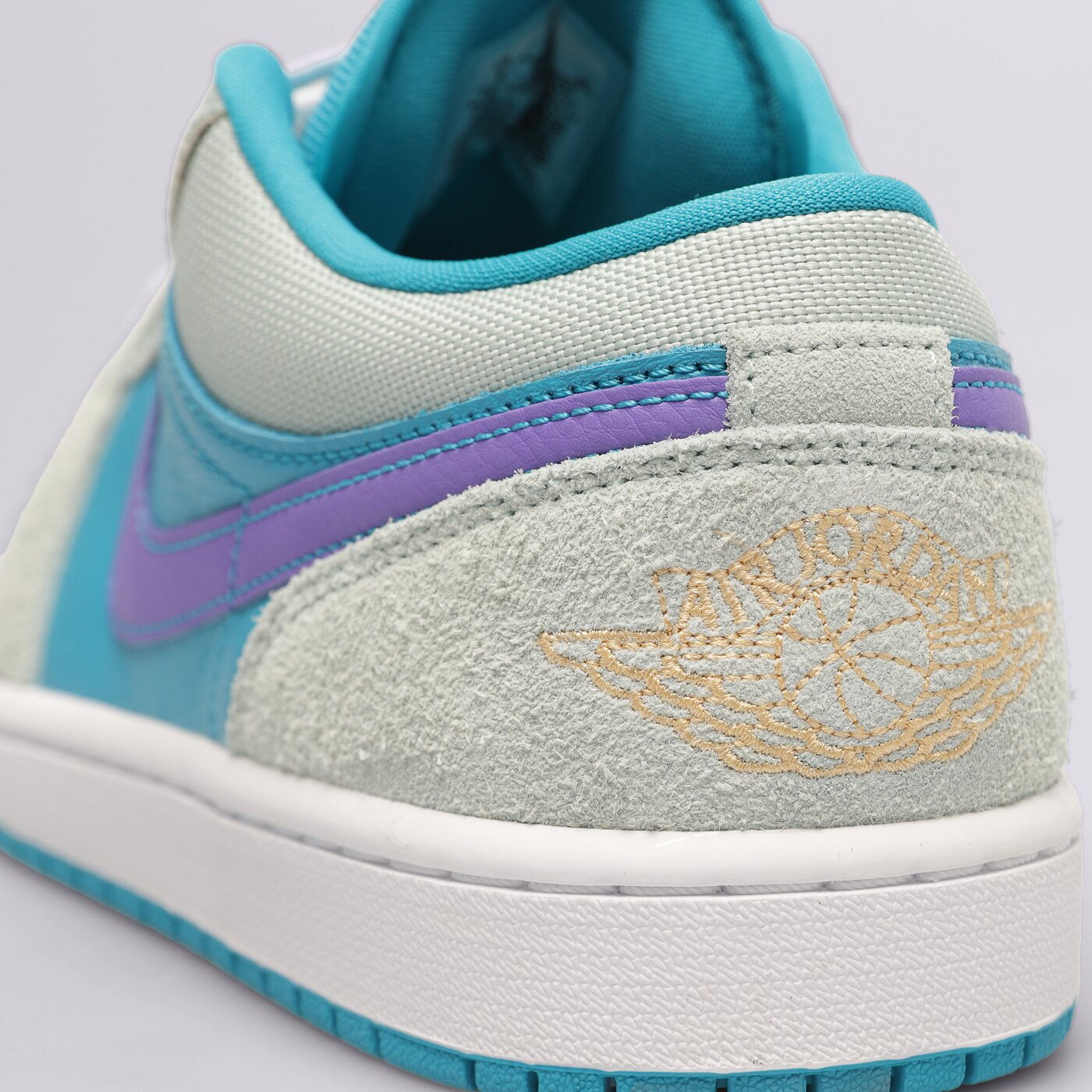 Мъжки маратонки AIR JORDAN 1 LOW SE  dx4334-300 цвят син