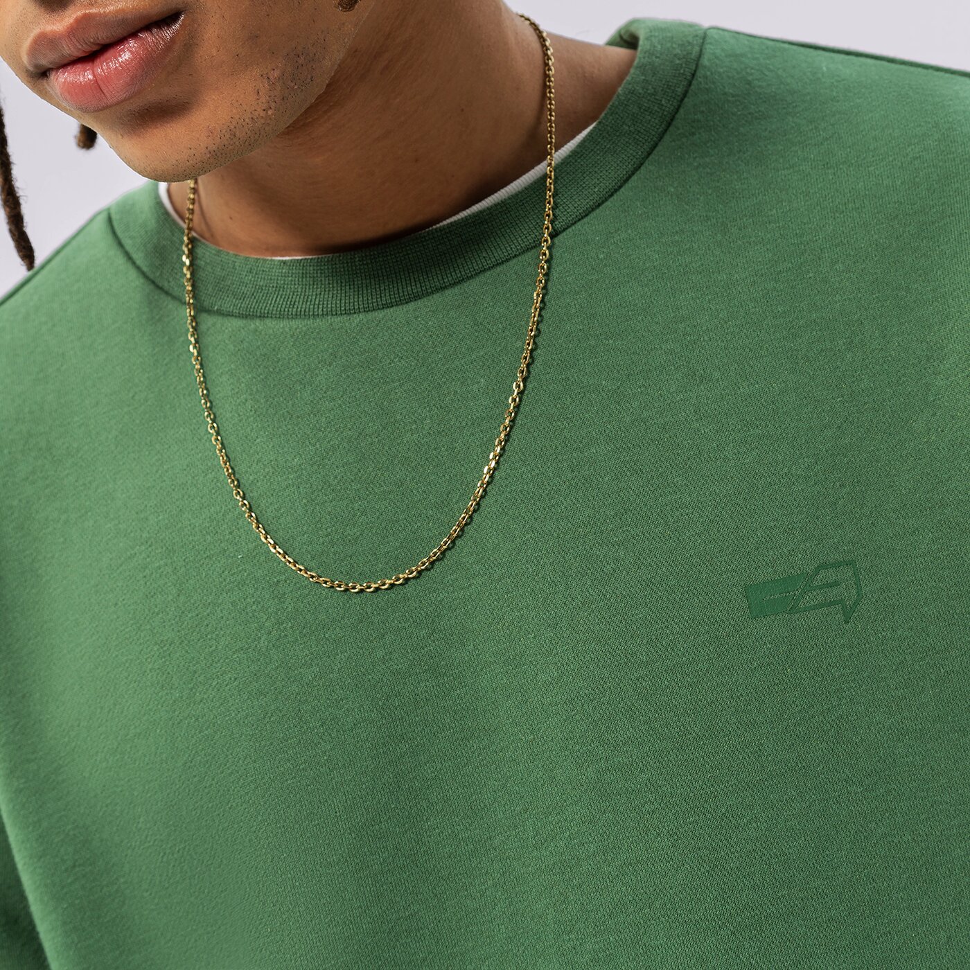 Мъжки суичър CONFRONT СУИТЧЪР CONFRONT CREW MINI LOGO cf322blm92003 цвят зелен