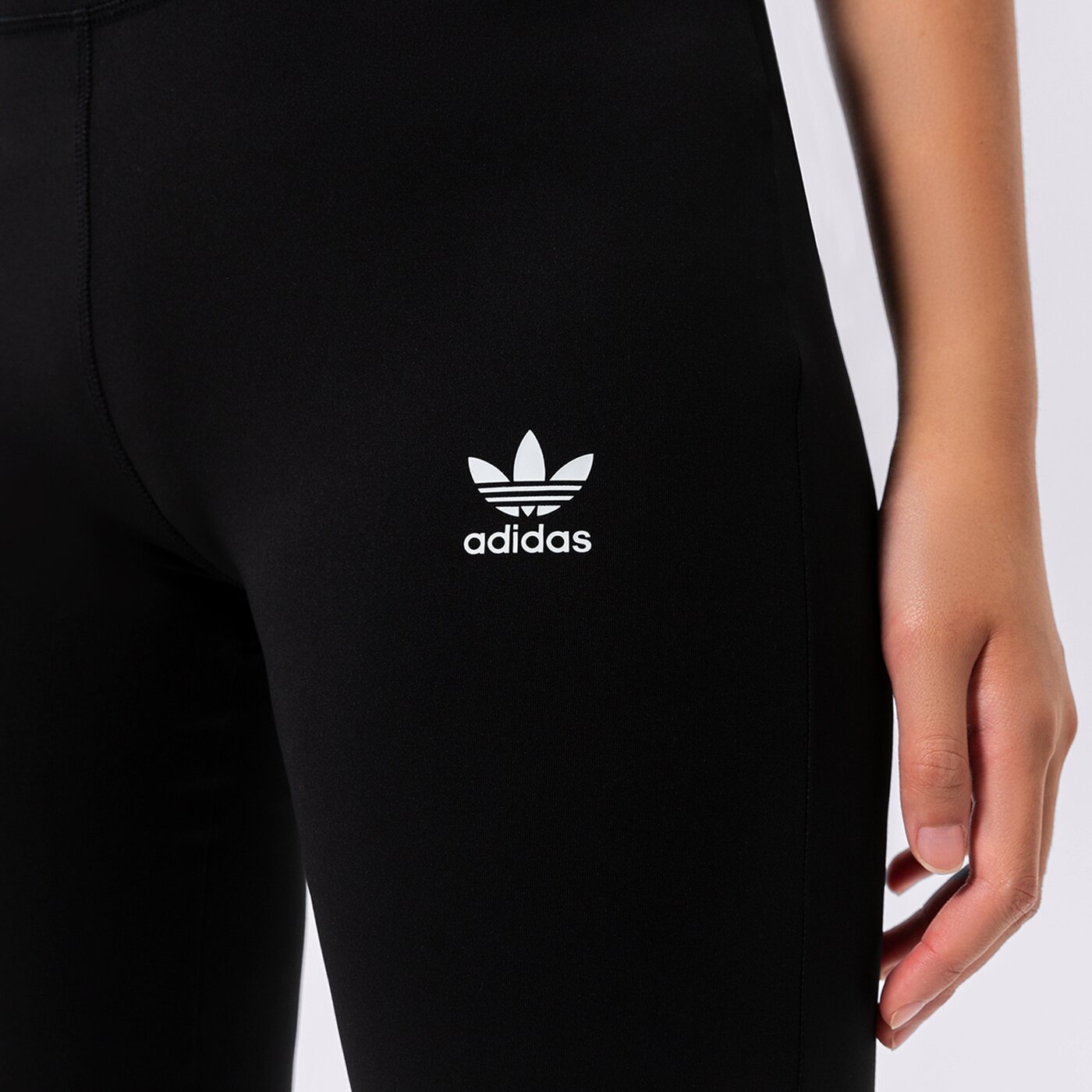 Дамски панталони ADIDAS КЛИН HW КЛИН hk5077 цвят черен