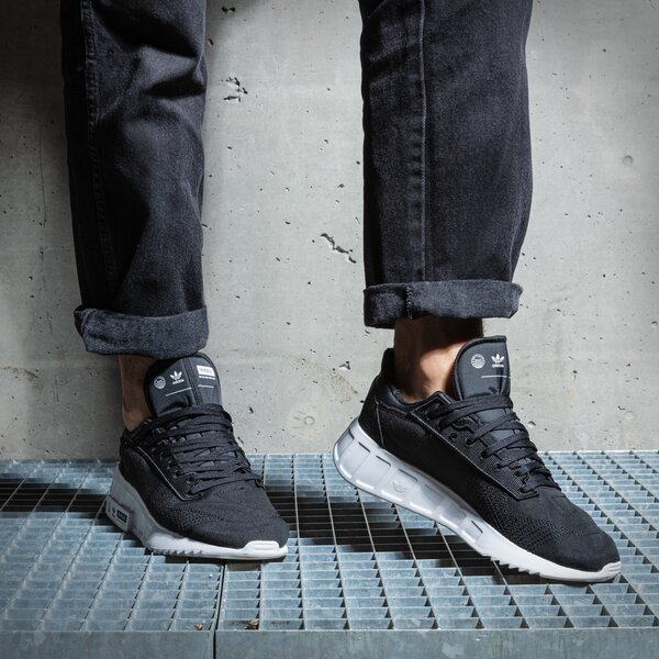 Мъжки маратонки ADIDAS EARTH RUNNER PRIMEBLUE fx5080 цвят черен