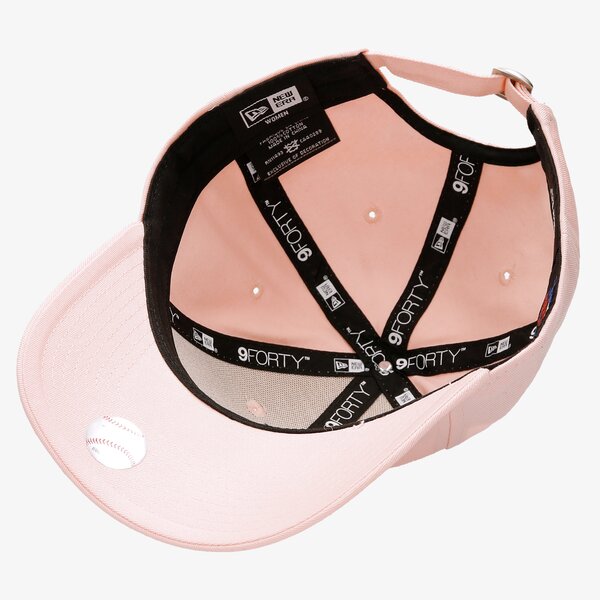 Дамска шапка с козирка NEW ERA MLB 9FORTY NEW YORK YANKEES CAP ESSENTIAL NY YANKEES 80489299 цвят розов