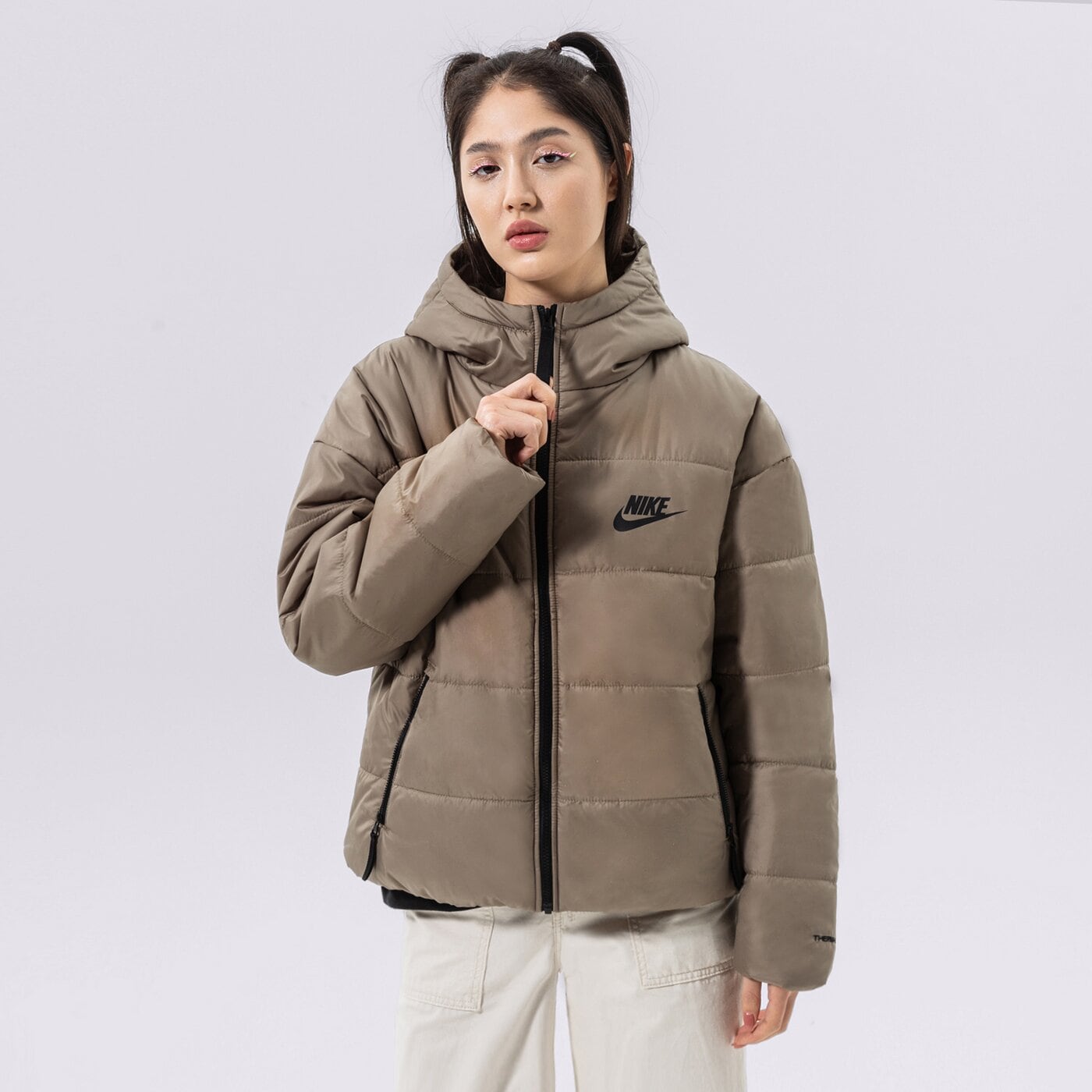 Дамско зимно яке NIKE ЯКЕ ЗИМНО W NSW SYN TF RPL HD JKT dx1797-351 цвят сив