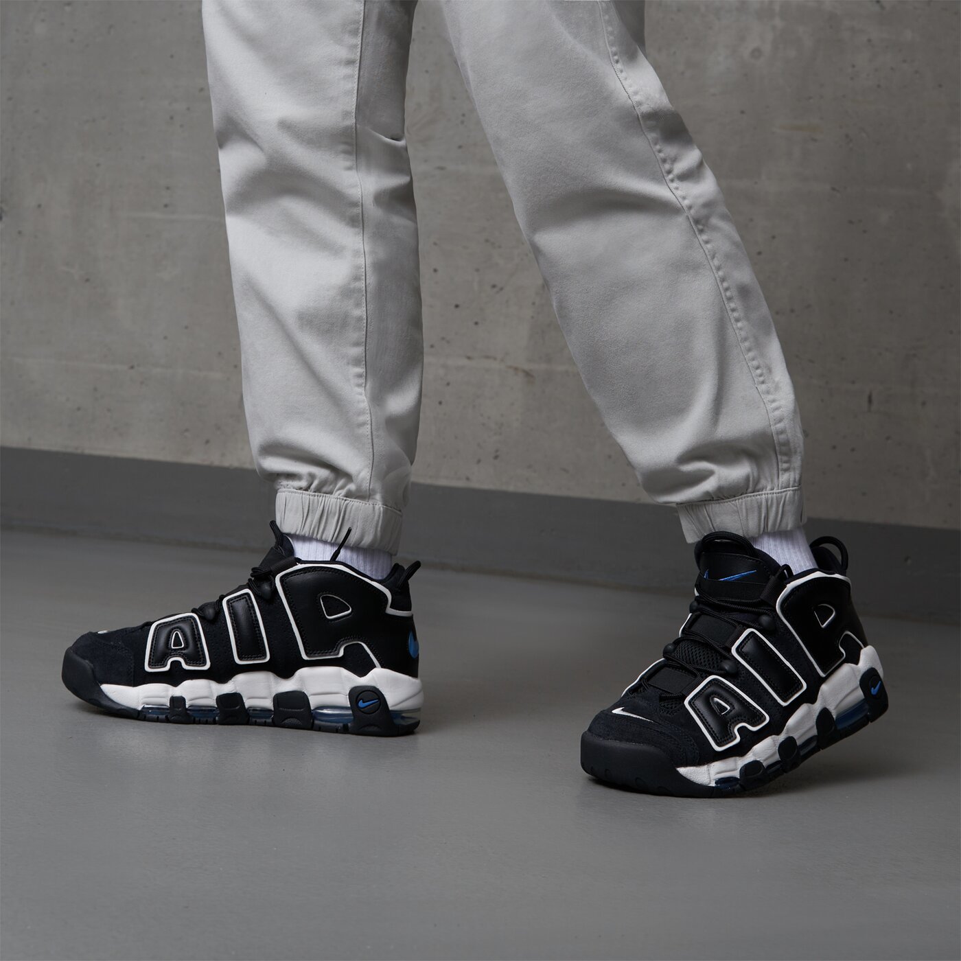 Мъжки маратонки NIKE AIR MORE UPTEMPO '96 fb8883-001 цвят черен