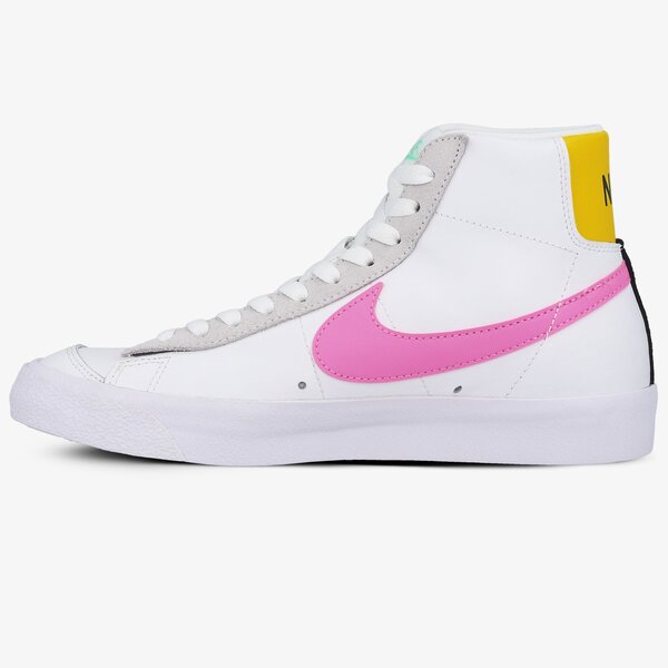 Дамски маратонки NIKE WMNS BLAZER MID VNTG '77 da4295-100 цвят бял