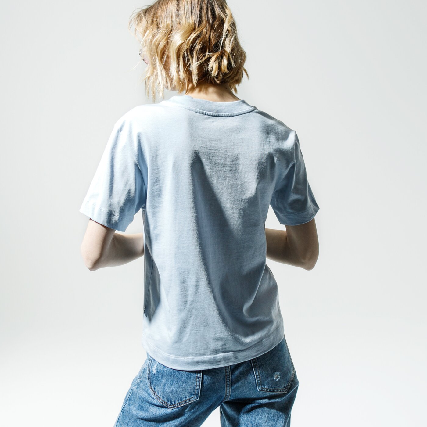 Дамска тениска VANS ТЕНИСКА WM JUNIOR V BOXY ZEN BLUE vn0a4mflvby1 цвят син