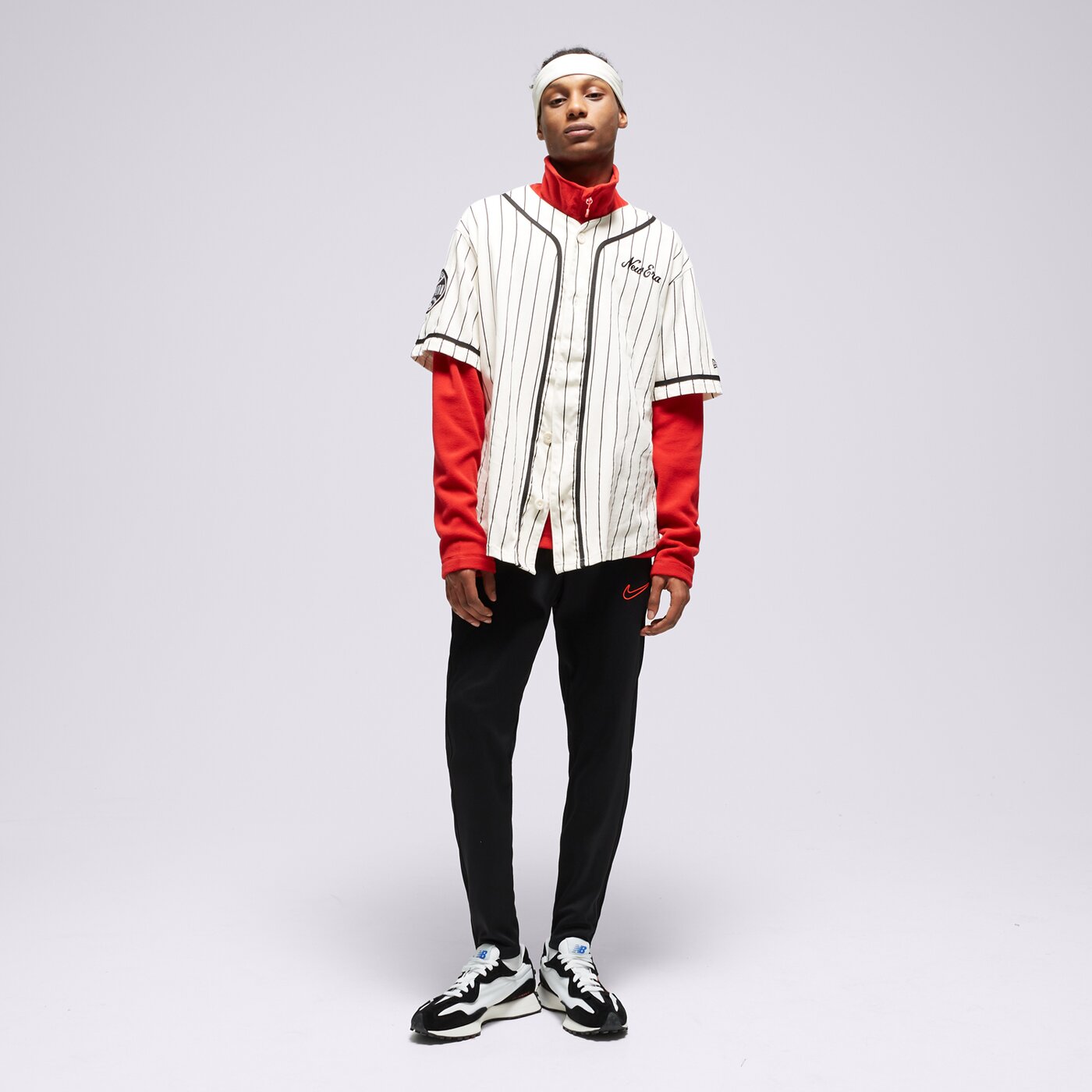 Мъжки суичър HELLY HANSEN СУИТЧЪР DAYBREAKER 51598_163 цвят червен