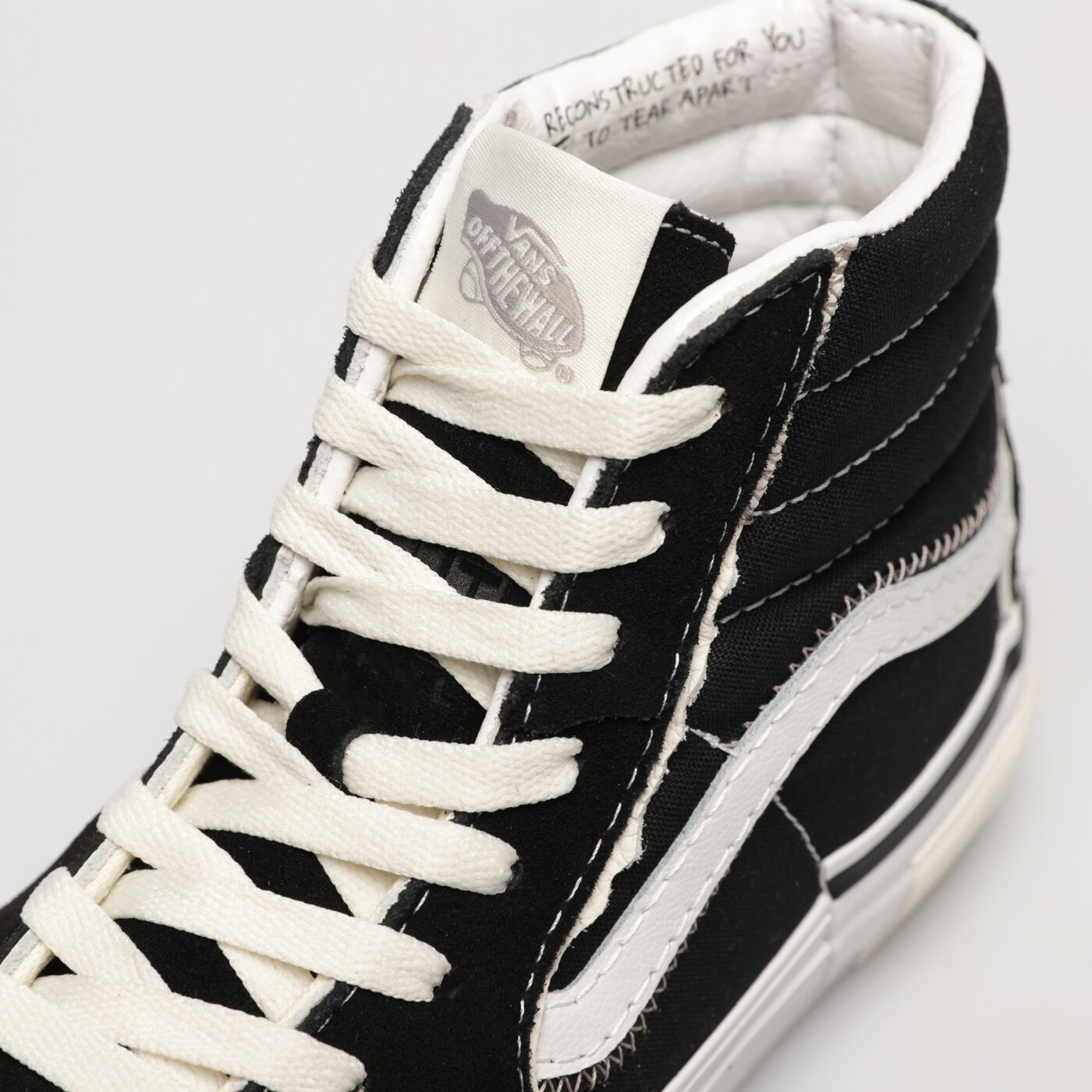 Мъжки маратонки VANS SK8-HI RECONSTRUCT vn0005uk6bt1 цвят черен