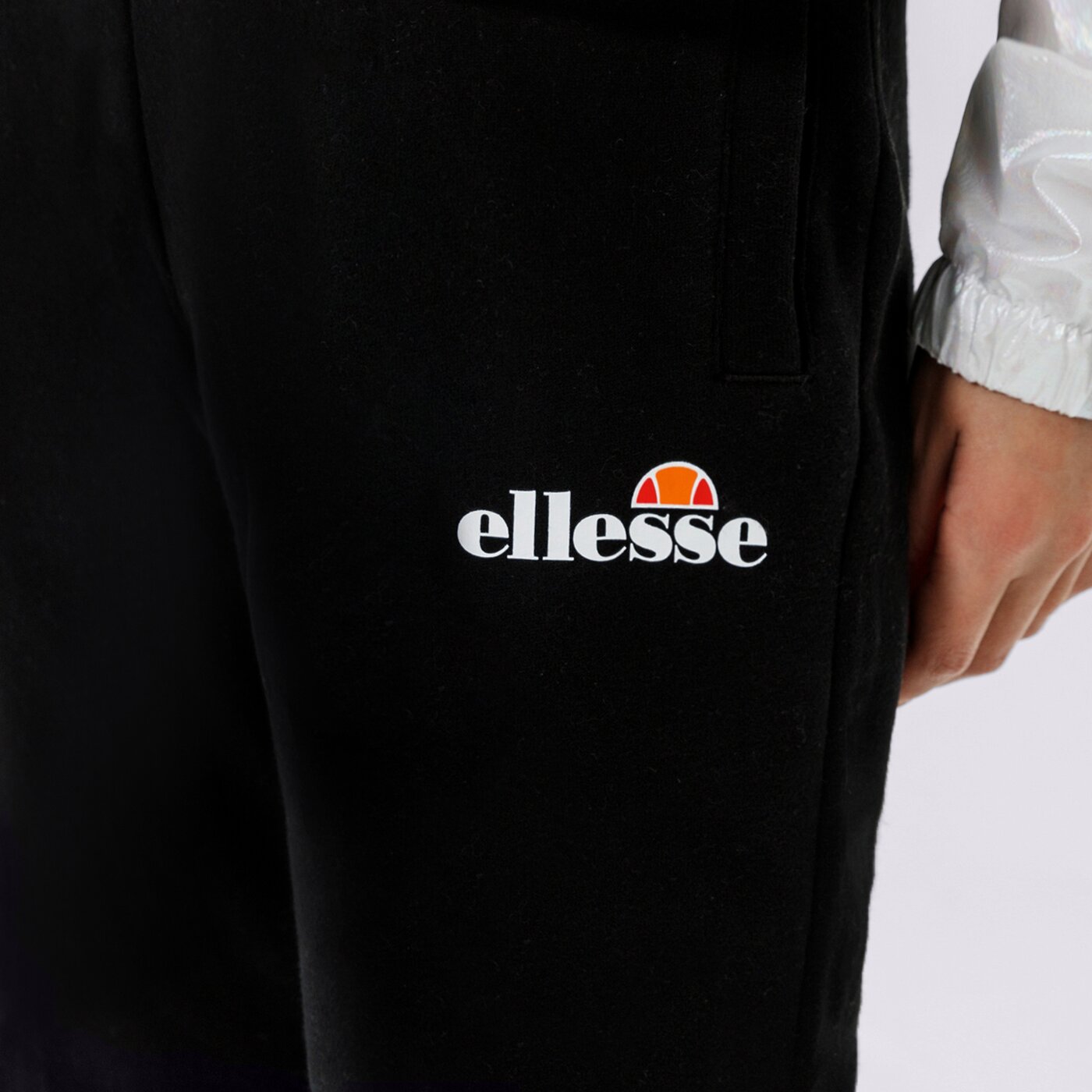 Дамски панталони ELLESSE ПАНТАЛОНИ HALLOULI JOG PANTS BLK sgk13652011 цвят черен