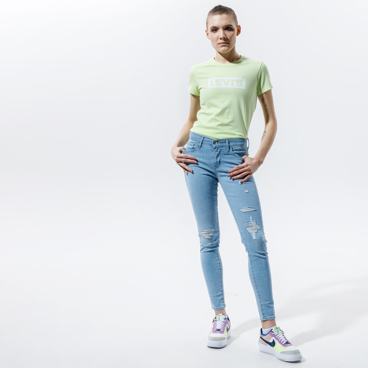 Дамска тениска LEVI'S ТЕНИСКА THE PERFECT TEE 17369-1508 цвят зелен