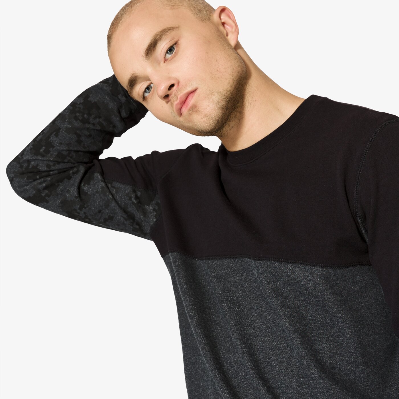 Мъжки суичър CONFRONT СУИТЧЪР ARNICA cf37blm13001 цвят черен