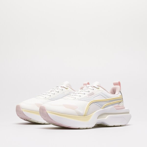 Дамски маратонки PUMA PUMA KOSMO RIDER PASTEL WNS 384044-01 цвят бял