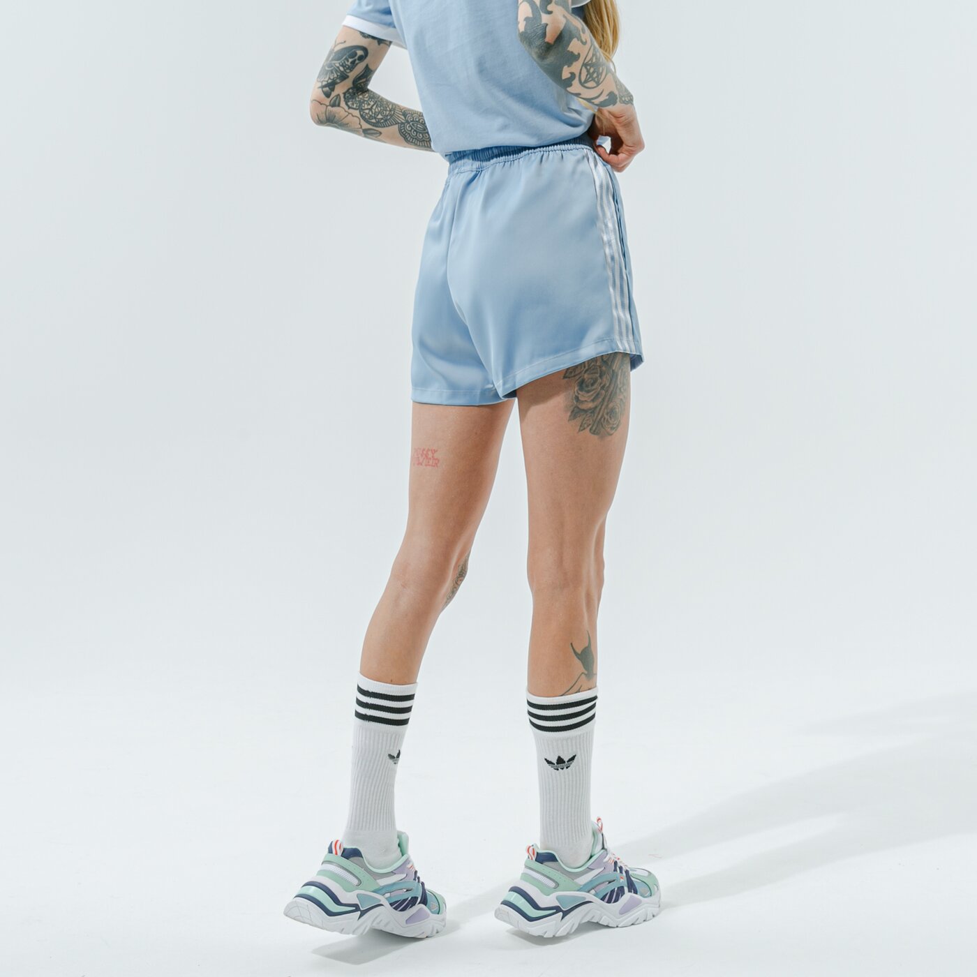 Дамски къси панталони ADIDAS ШОРТИ h37808 цвят син