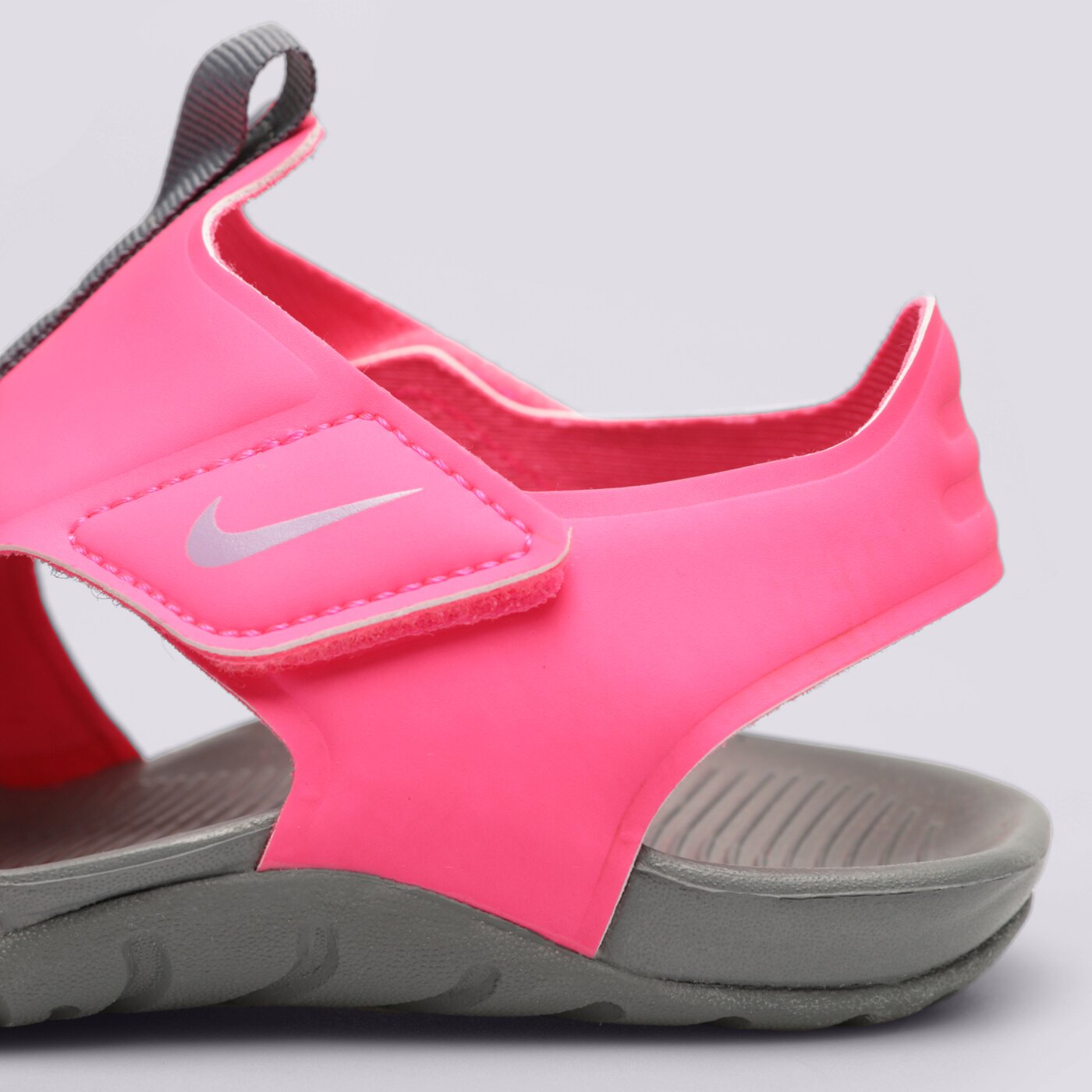 Детски чехли и сандали NIKE SUNRAY PROTECT 2  943826-605 цвят розов