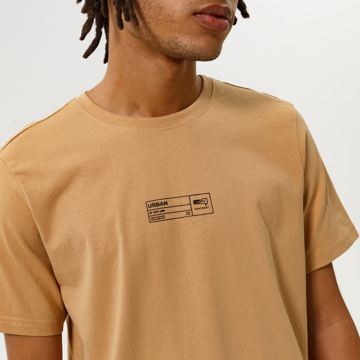 Мъжка тениска CONFRONT ТЕНИСКА BOX LOFO TEE BEIGE cf321tsm76001 цвят бежов