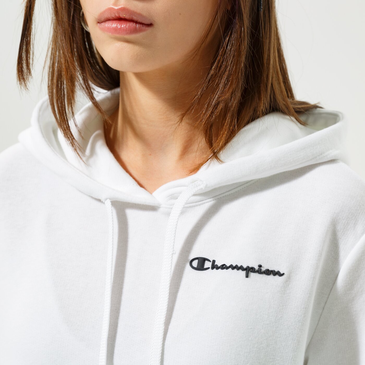 Дамски суичър CHAMPION СУИТЧЪР С КАЧУЛКА HOODED SWEATSHIRT 114859ww001 цвят бял