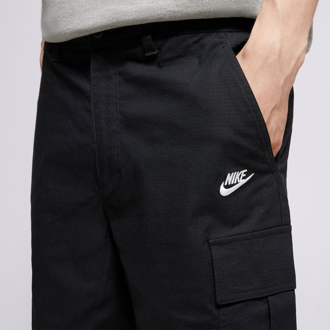 Мъжки къси панталони NIKE ШОРТИ M NK CLUB WVN CARGO SHORT fn3517-011 цвят черен