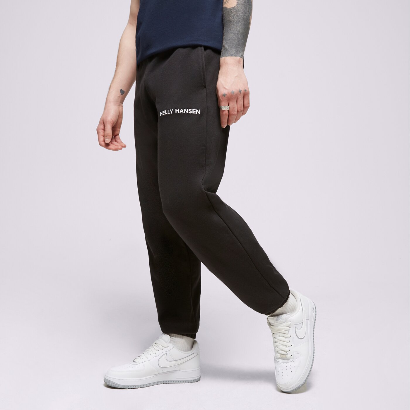 Мъжки панталони HELLY HANSEN ПАНТАЛОНИ CORE SWEAT PANT 53926992 цвят черен